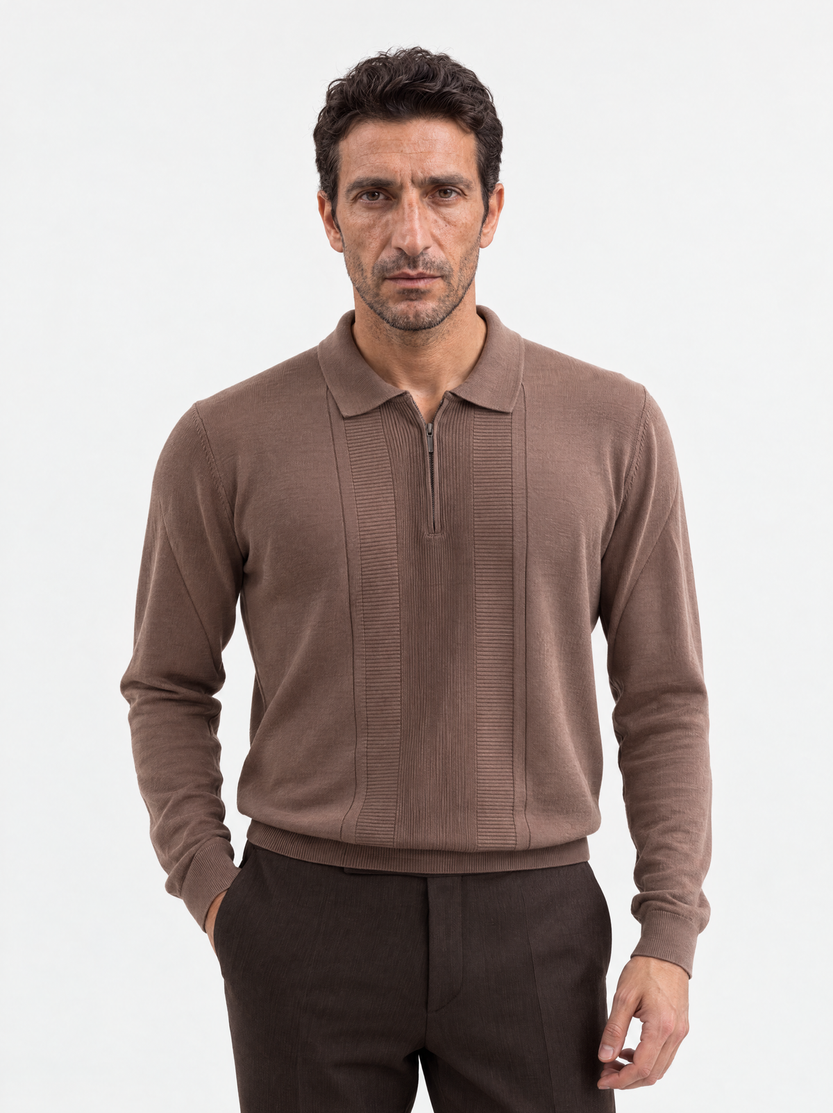 Kahverengi Panel Polo Triko, önden görünüm