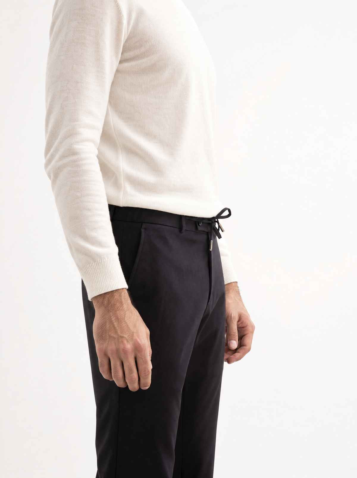 Lacivert Tailored Jogger, yandan görünüm